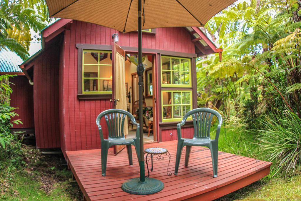 Ferny Hollow: Romantic Rainforest Cottage Volcano Dış mekan fotoğraf